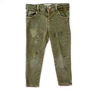 The Distressed Skinny Jean in Khaki Green